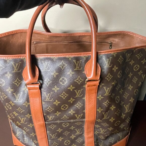 Weekend Tote - Picture 12 of 12